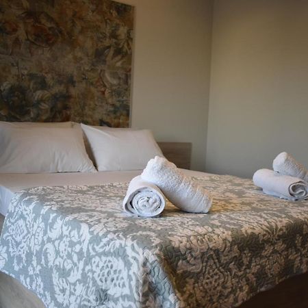 Athina'S Cozy House Apartamento Sfakianalion Exterior foto